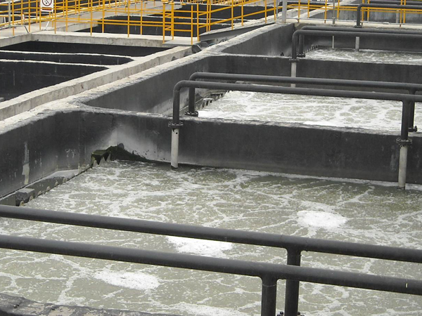 雨水是怎么污染水體的？